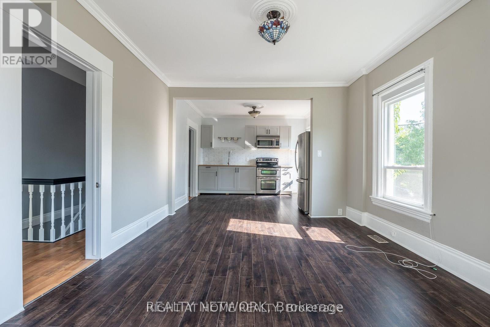 301 Grand River Avenue, Brantford, Ontario  N3T 4Y6 - Photo 6 - X12563900