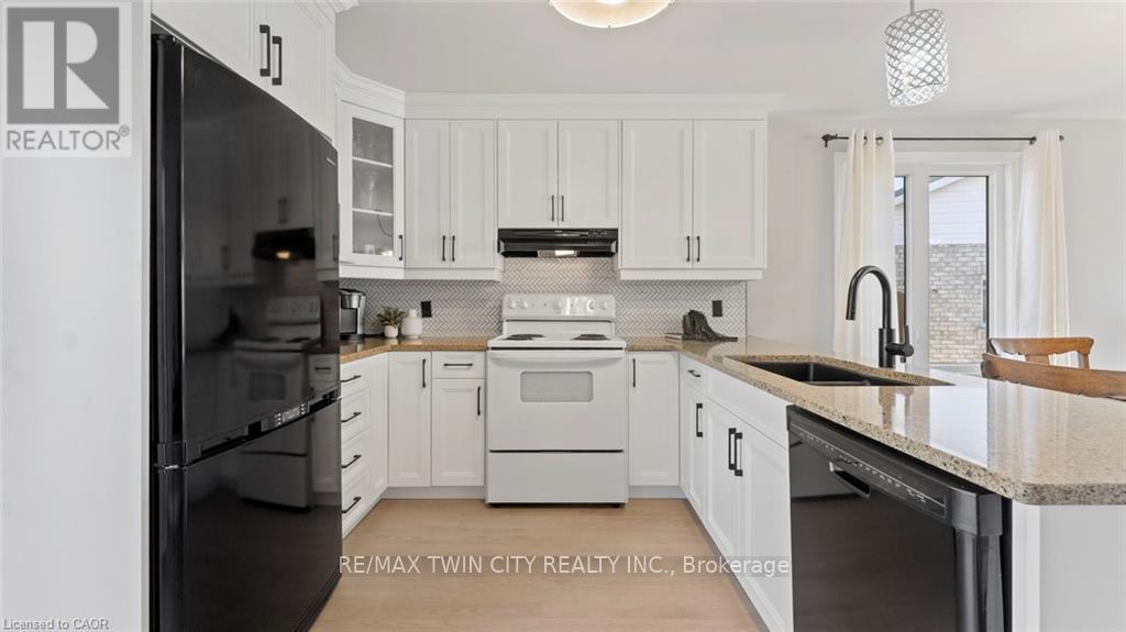 49 Alexander Drive, Aylmer, Ontario  N5H 3G4 - Photo 18 - X12563928