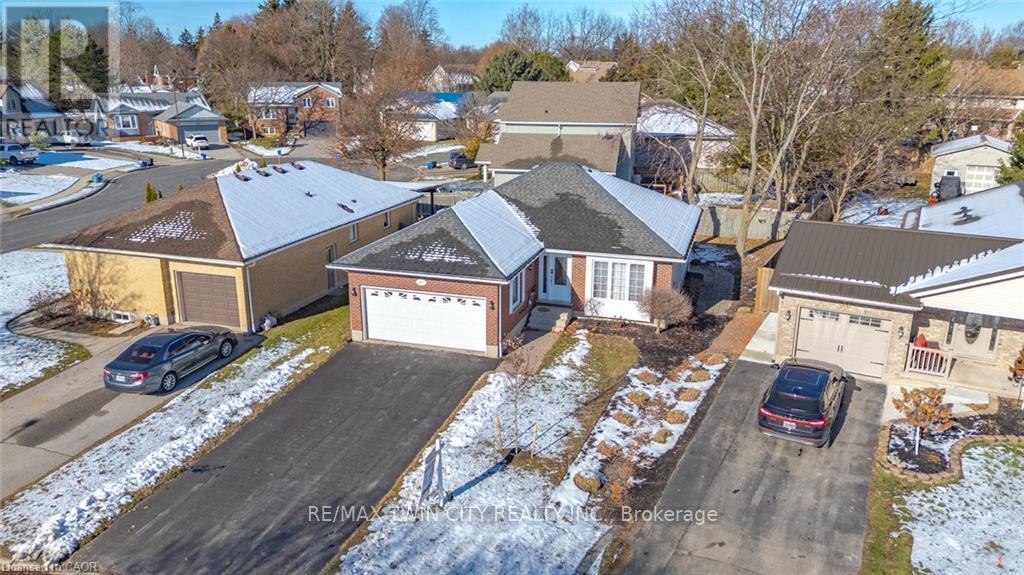 49 Alexander Drive, Aylmer, Ontario  N5H 3G4 - Photo 4 - X12563928
