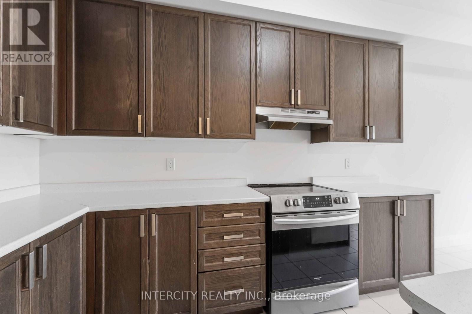 6679 Cropp Street, Niagara Falls, Ontario  L2E 0B7 - Photo 11 - X12563990