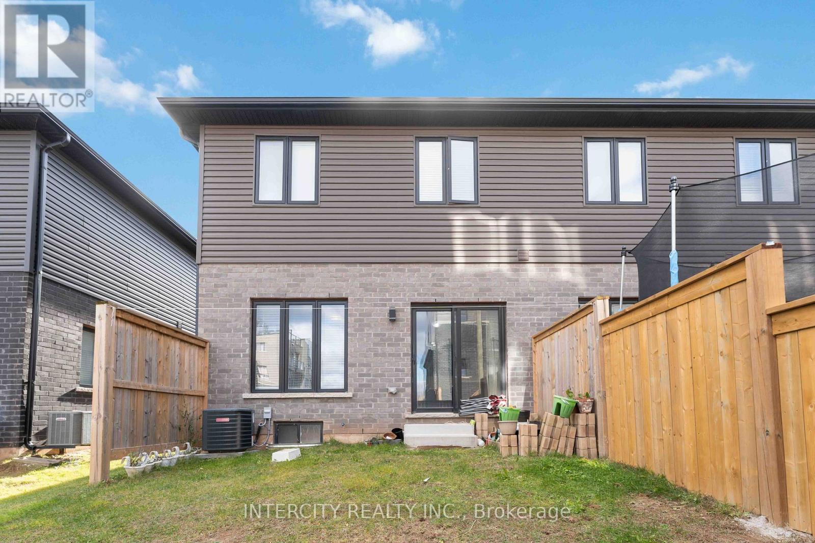 6679 Cropp Street, Niagara Falls, Ontario  L2E 0B7 - Photo 32 - X12563990