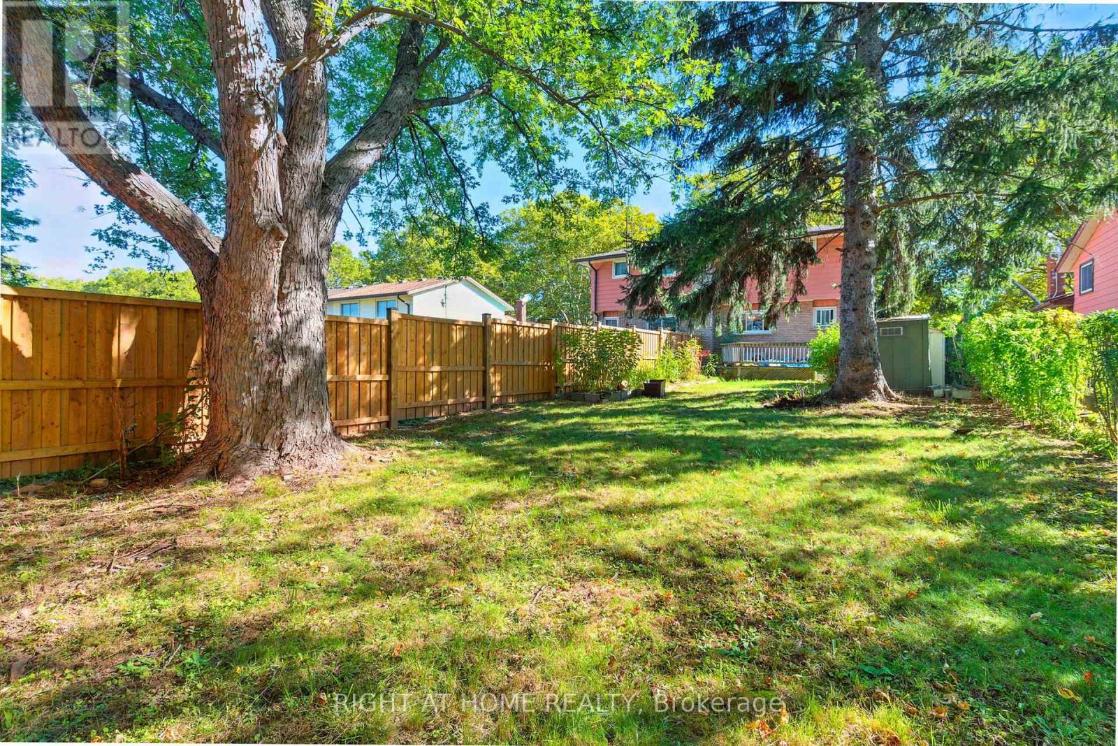 4363 Meadowvale Drive, Niagara Falls, Ontario  L2E 5W8 - Photo 13 - X12564004