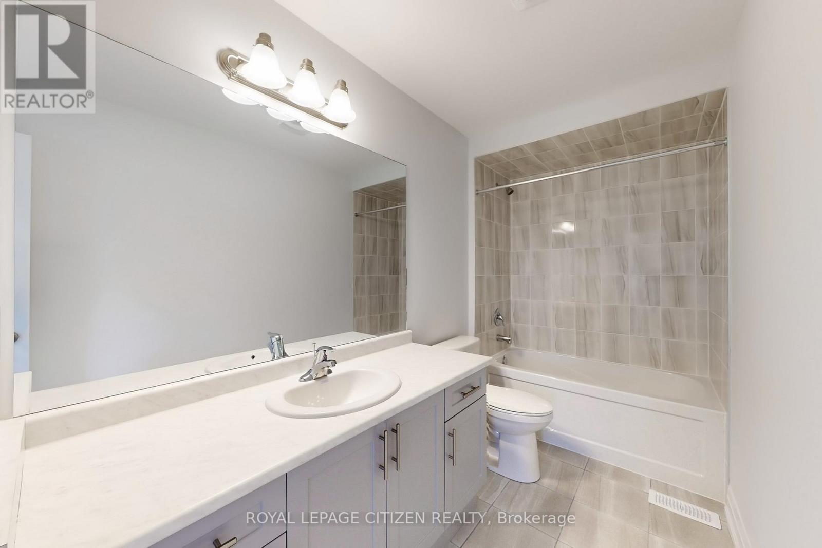 200 St. Joseph Road, Kawartha Lakes, Ontario  K9V 6A9 - Photo 41 - X12564012