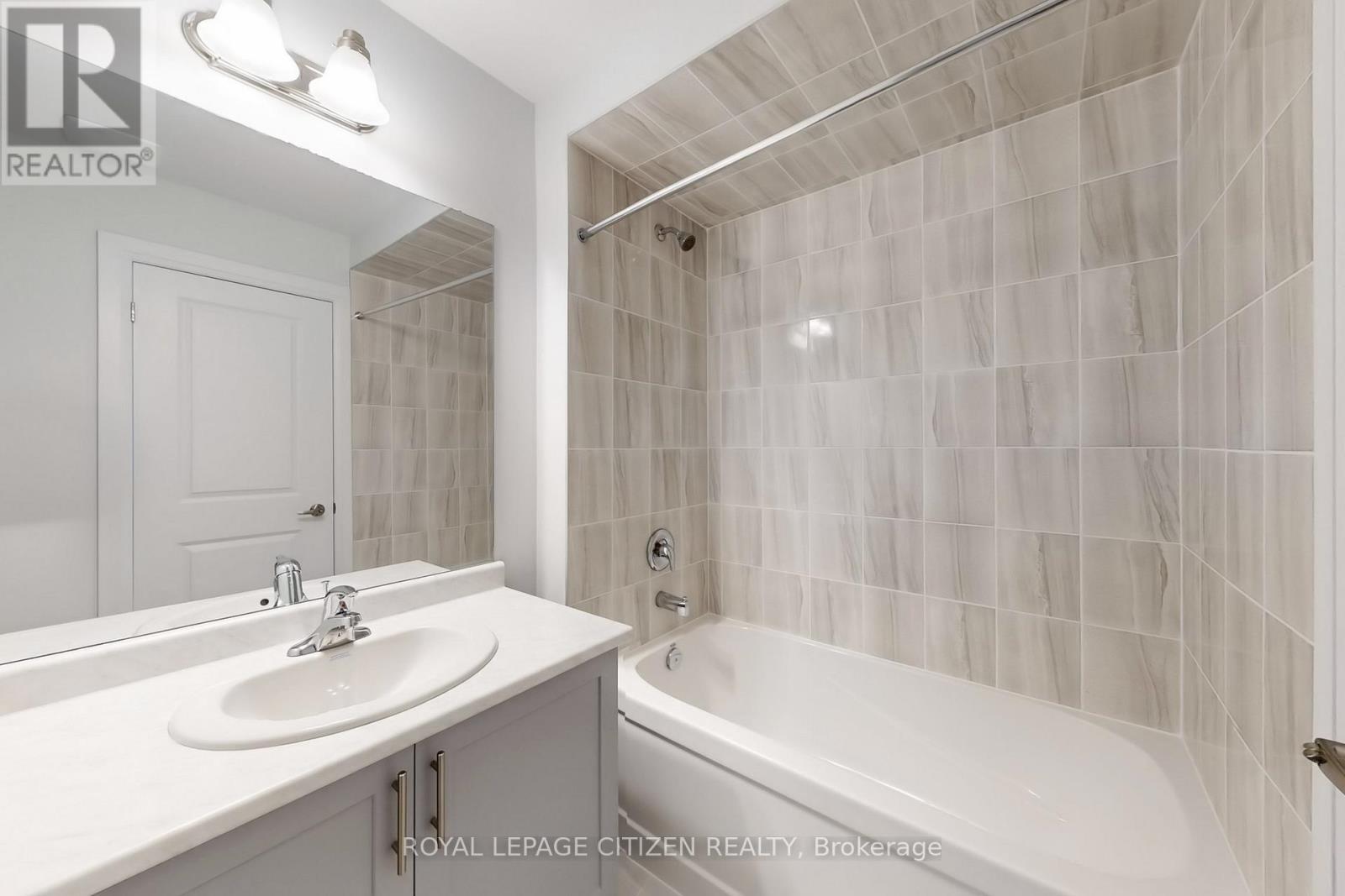 200 St. Joseph Road, Kawartha Lakes, Ontario  K9V 6A9 - Photo 46 - X12564012