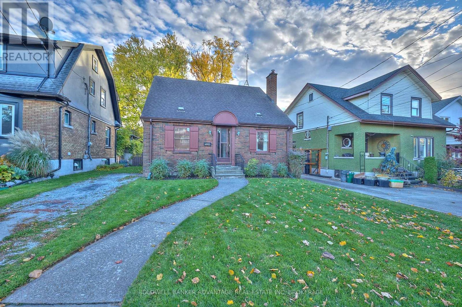 4900 SIMCOE STREET, Niagara Falls, Ontario