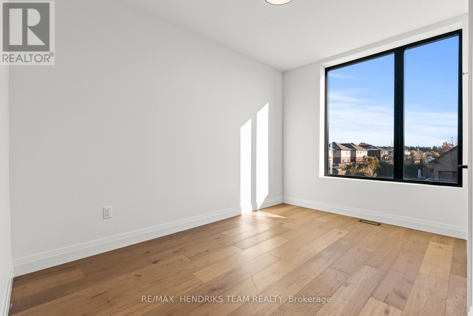 102 Lametti Drive, Pelham, Ontario  L3B 5N5 - Photo 26 - X12564240