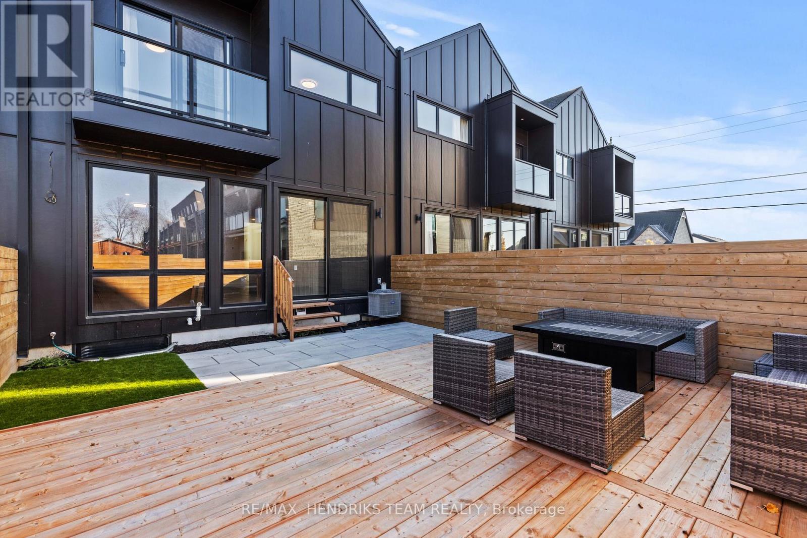 102 Lametti Drive, Pelham, Ontario  L3B 5N5 - Photo 37 - X12564240