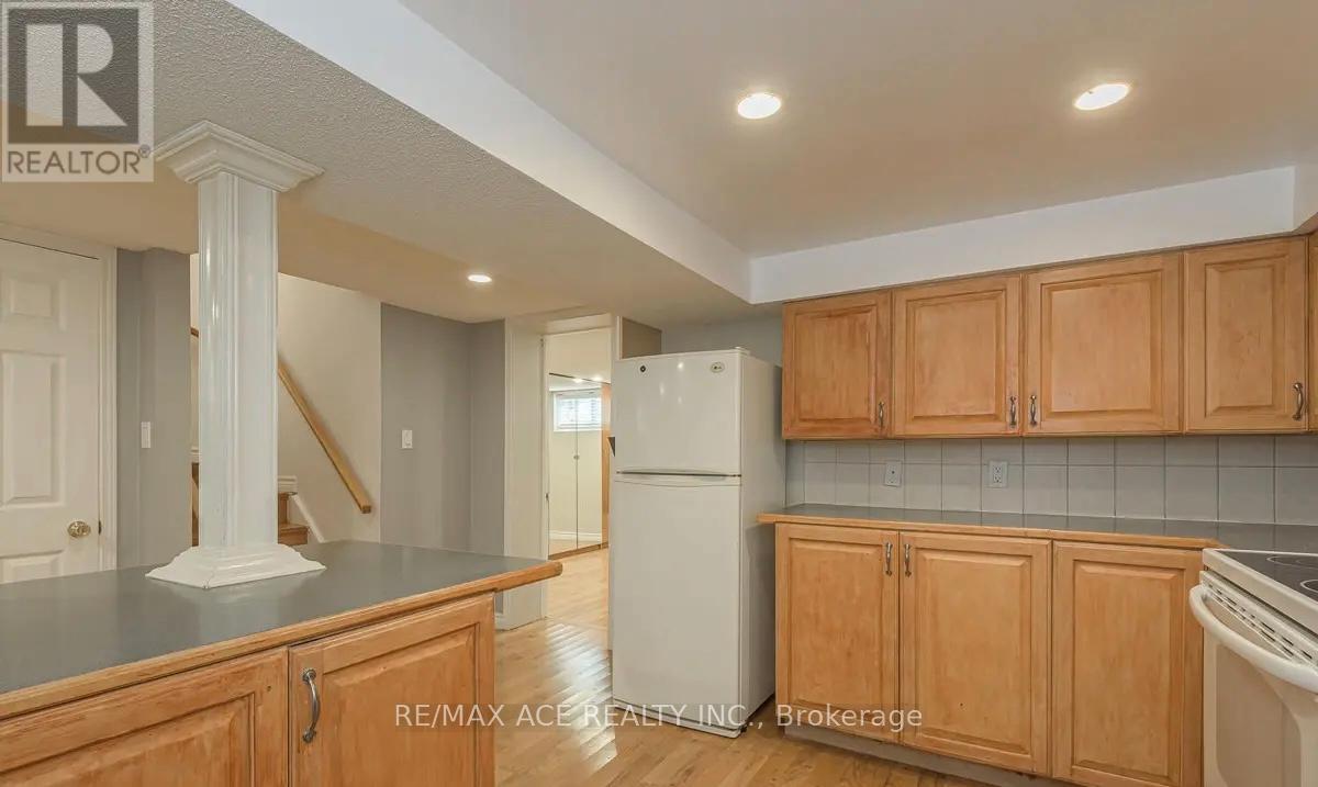 Bsmt - 1 Fairbourne Crescent, Toronto, Ontario  M1L 3M6 - Photo 5 - E12559490