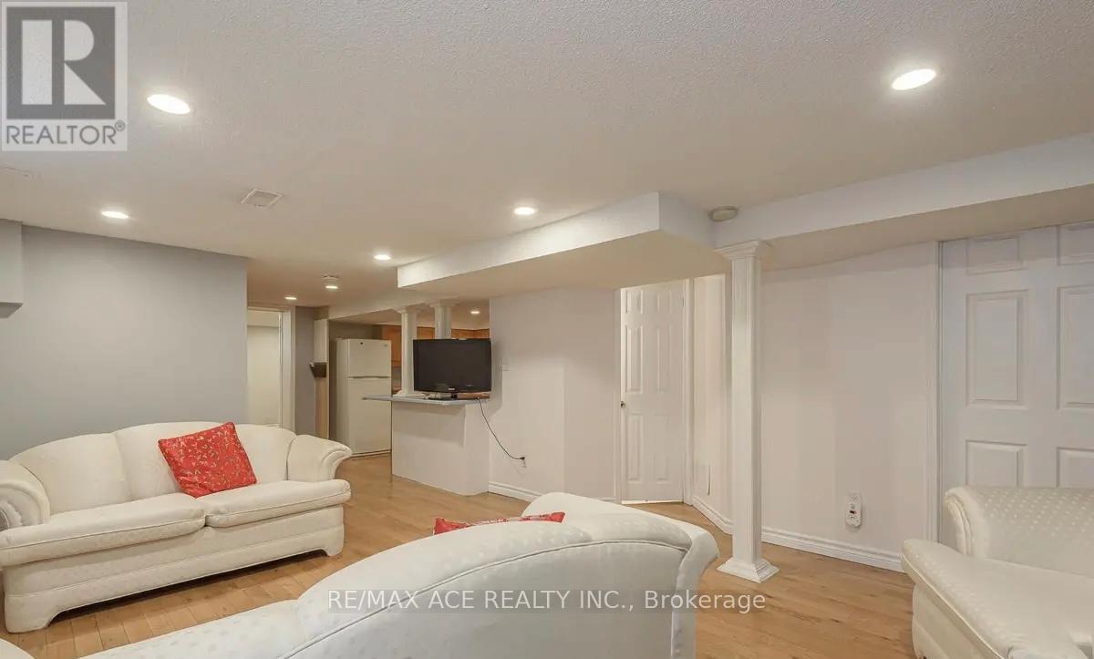 Bsmt - 1 Fairbourne Crescent, Toronto, Ontario  M1L 3M6 - Photo 3 - E12559490