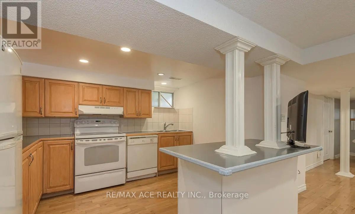 Bsmt - 1 Fairbourne Crescent, Toronto, Ontario  M1L 3M6 - Photo 4 - E12559490