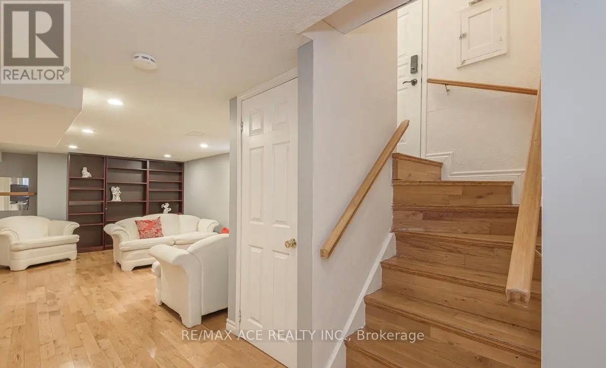 Bsmt - 1 Fairbourne Crescent, Toronto, Ontario  M1L 3M6 - Photo 2 - E12559490