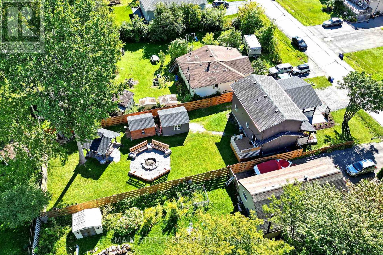 350 Miami Drive, Georgina, Ontario  L4P 2Z7 - Photo 3 - N12526624