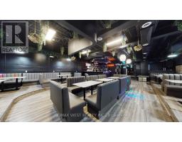 901 JANE STREET, Toronto, Ontario