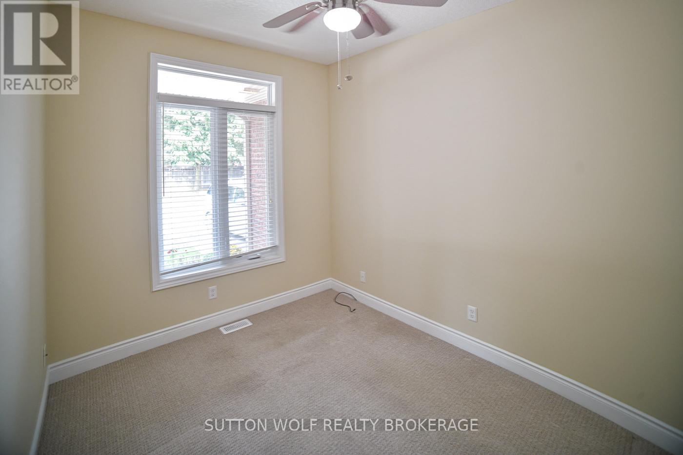 7 - 384 Head Street N, Strathroy-Caradoc, Ontario  N7G 2J9 - Photo 16 - X12432193