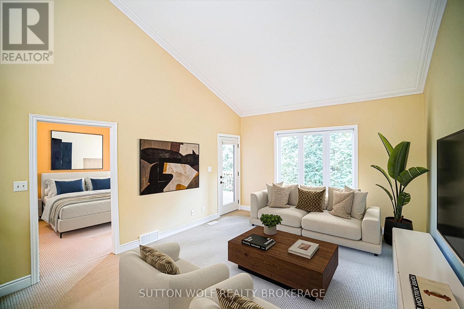 7 - 384 Head Street N, Strathroy-Caradoc, Ontario  N7G 2J9 - Photo 5 - X12432193