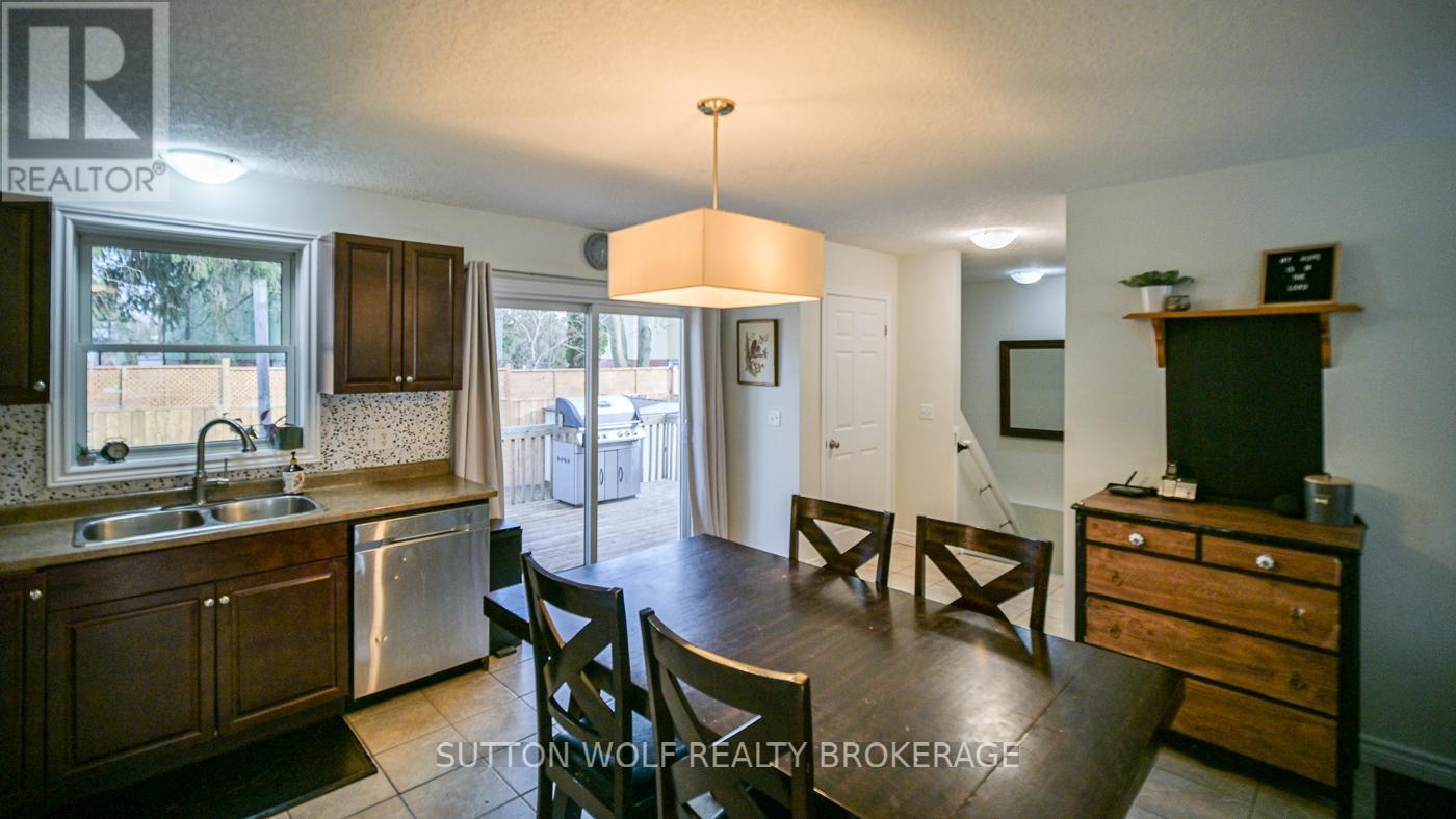 29 Pittao Place, Strathroy-Caradoc, Ontario  N7G 4E7 - Photo 7 - X12562864