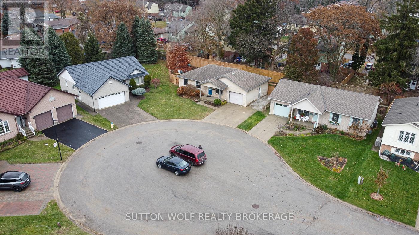 29 Pittao Place, Strathroy-Caradoc, Ontario  N7G 4E7 - Photo 30 - X12562864