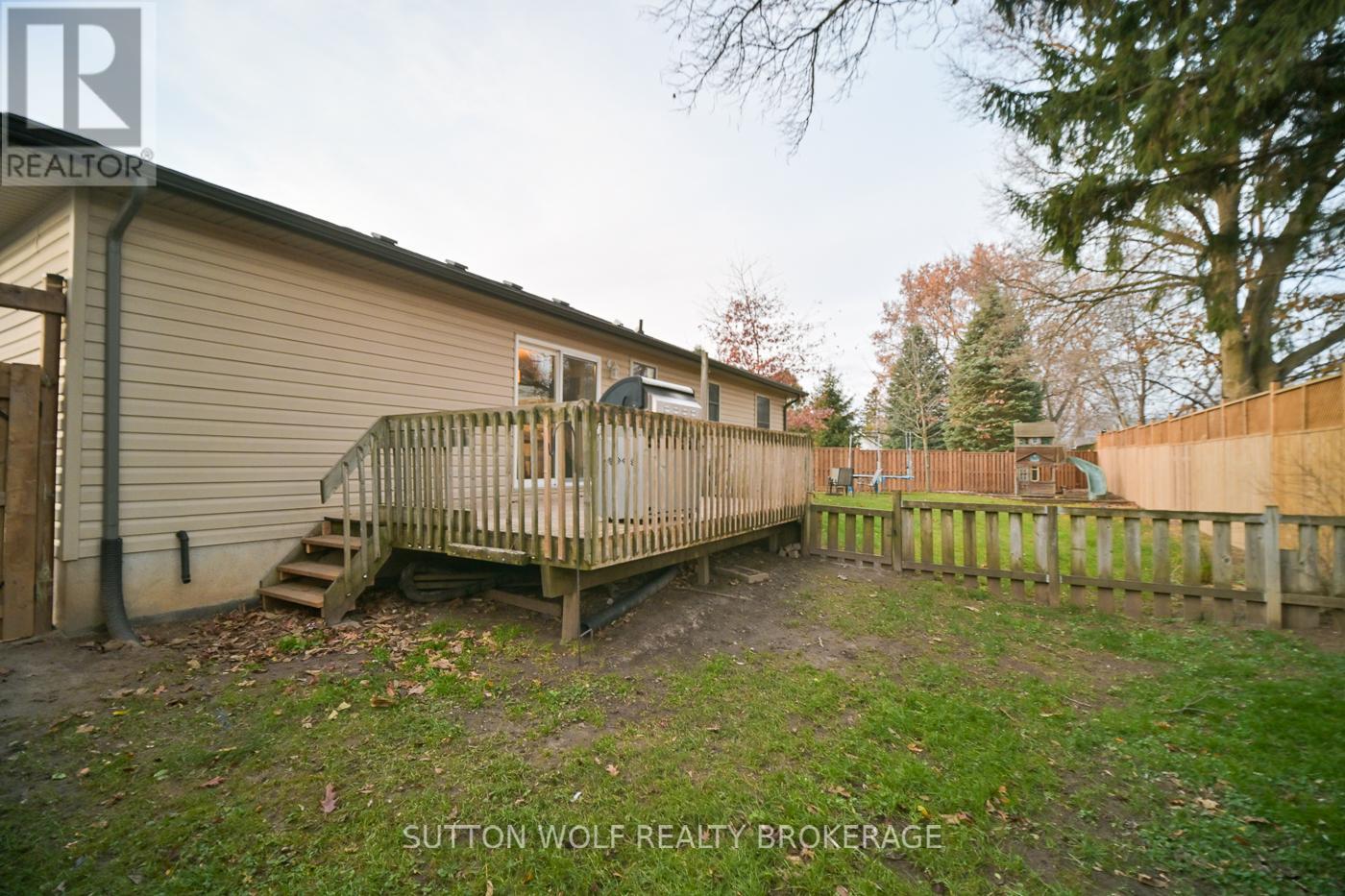 29 Pittao Place, Strathroy-Caradoc, Ontario  N7G 4E7 - Photo 27 - X12562864