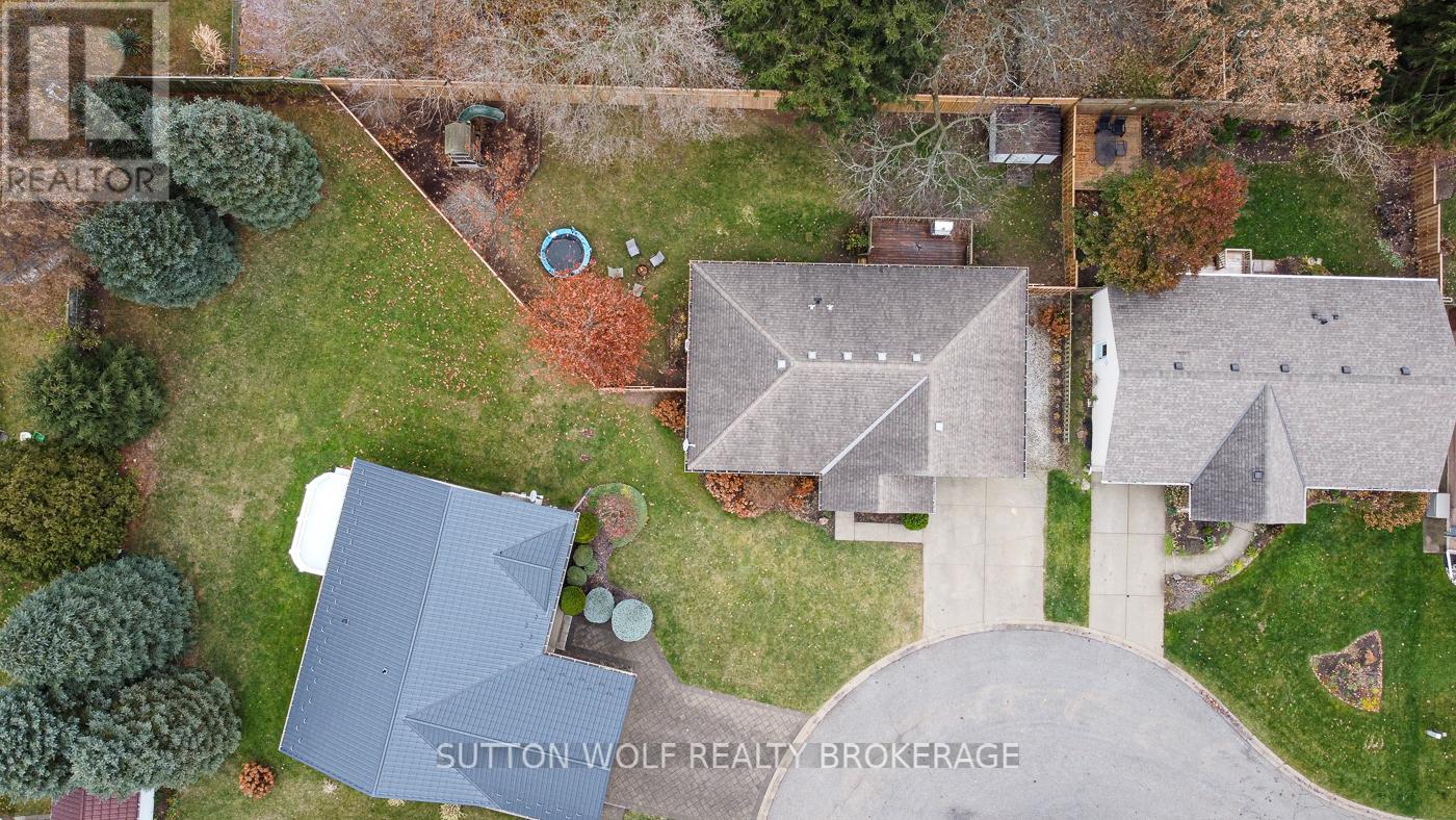 29 Pittao Place, Strathroy-Caradoc, Ontario  N7G 4E7 - Photo 31 - X12562864