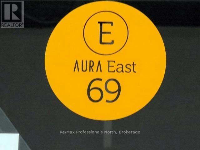 69 - 384 Yonge Street, Toronto (Bay Street Corridor), Ontario  M5B 1S8 - Photo 5 - C12564224