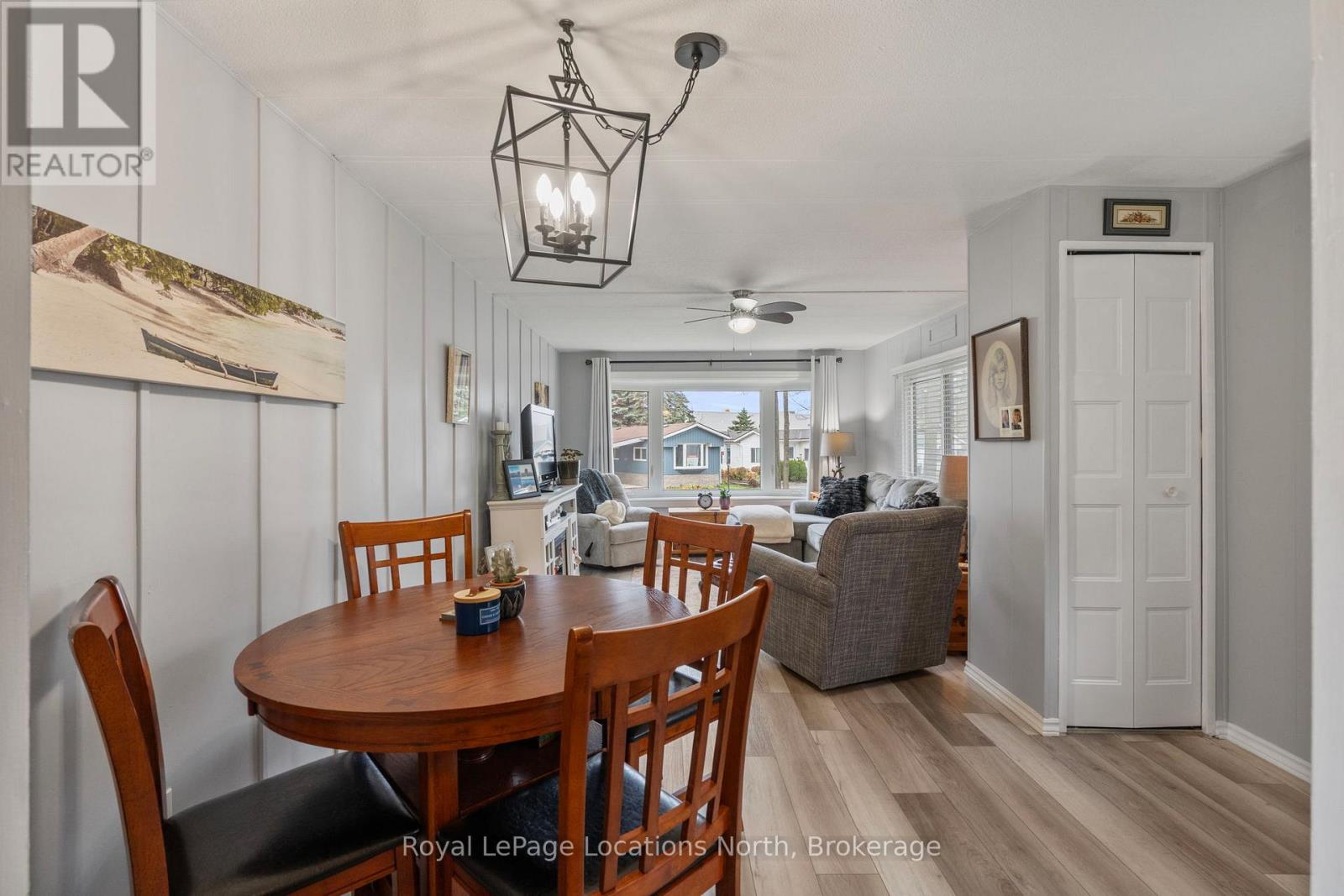 52 Georgian Glen Drive, Wasaga Beach, Ontario  L9Z 1K7 - Photo 17 - S12564136