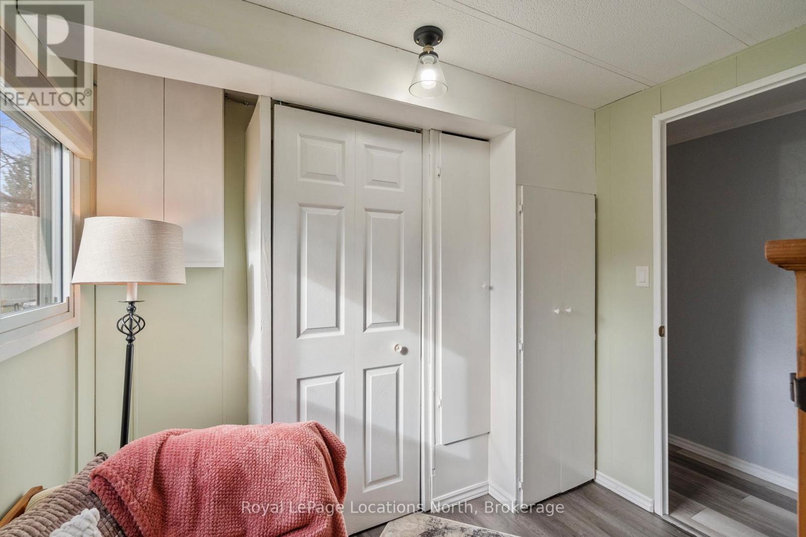 52 Georgian Glen Drive, Wasaga Beach, Ontario  L9Z 1K7 - Photo 28 - S12564136