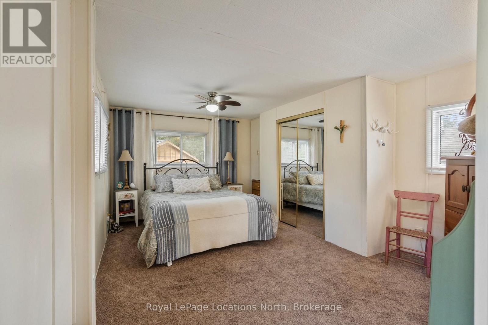 52 Georgian Glen Drive, Wasaga Beach, Ontario  L9Z 1K7 - Photo 30 - S12564136