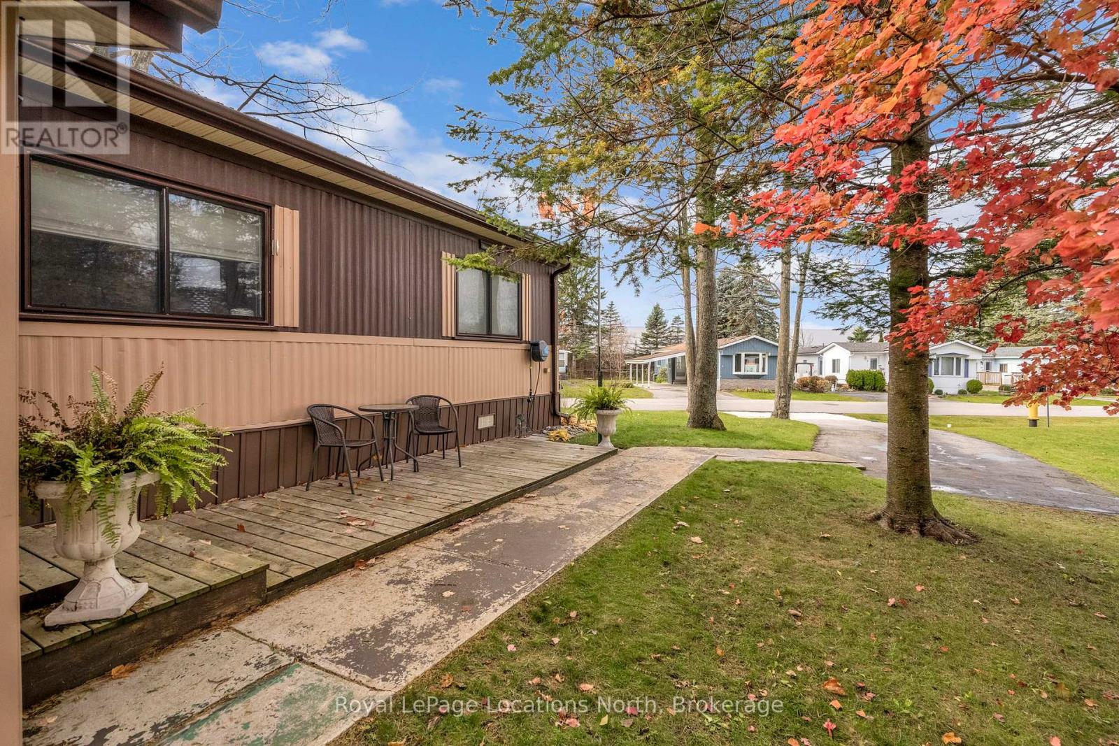 52 Georgian Glen Drive, Wasaga Beach, Ontario  L9Z 1K7 - Photo 35 - S12564136