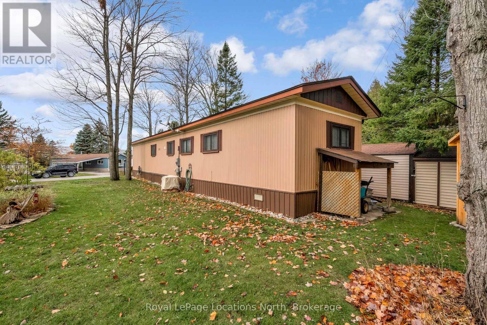 52 Georgian Glen Drive, Wasaga Beach, Ontario  L9Z 1K7 - Photo 44 - S12564136