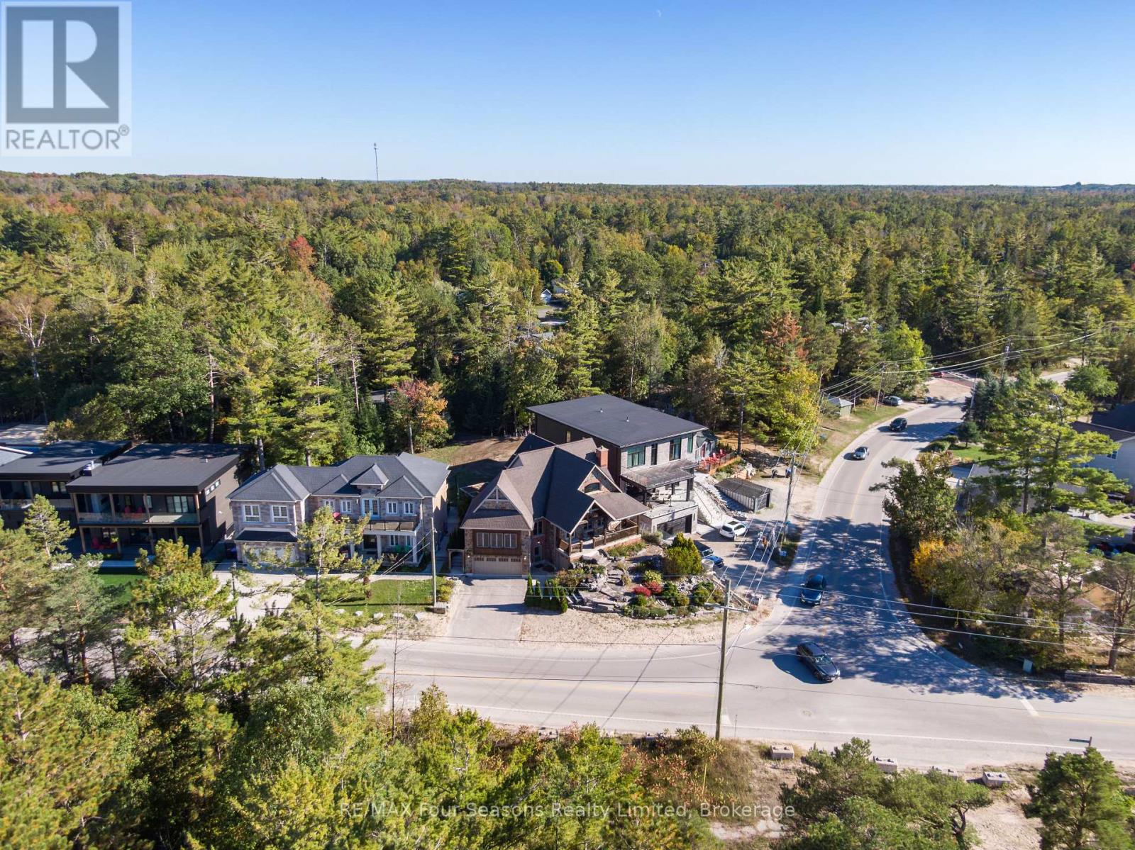 805 Eastdale Drive, Wasaga Beach, Ontario  L9Z 2R5 - Photo 44 - S12564154