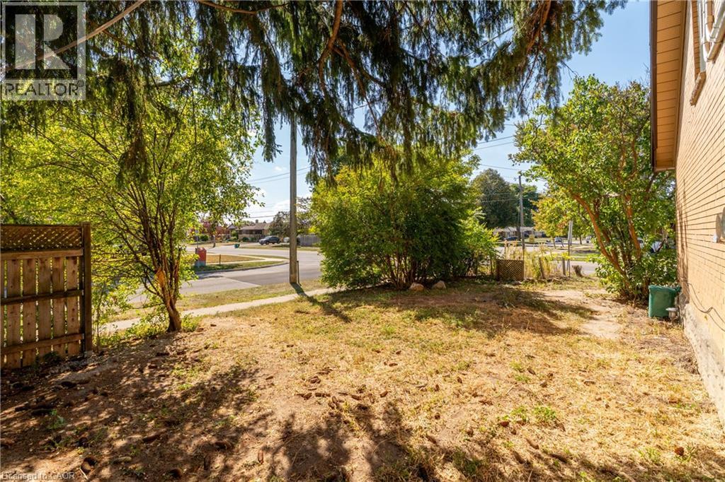 301 Franklin Street N Unit# C, Kitchener, Ontario  N2A 1Y9 - Photo 4 - 40789678