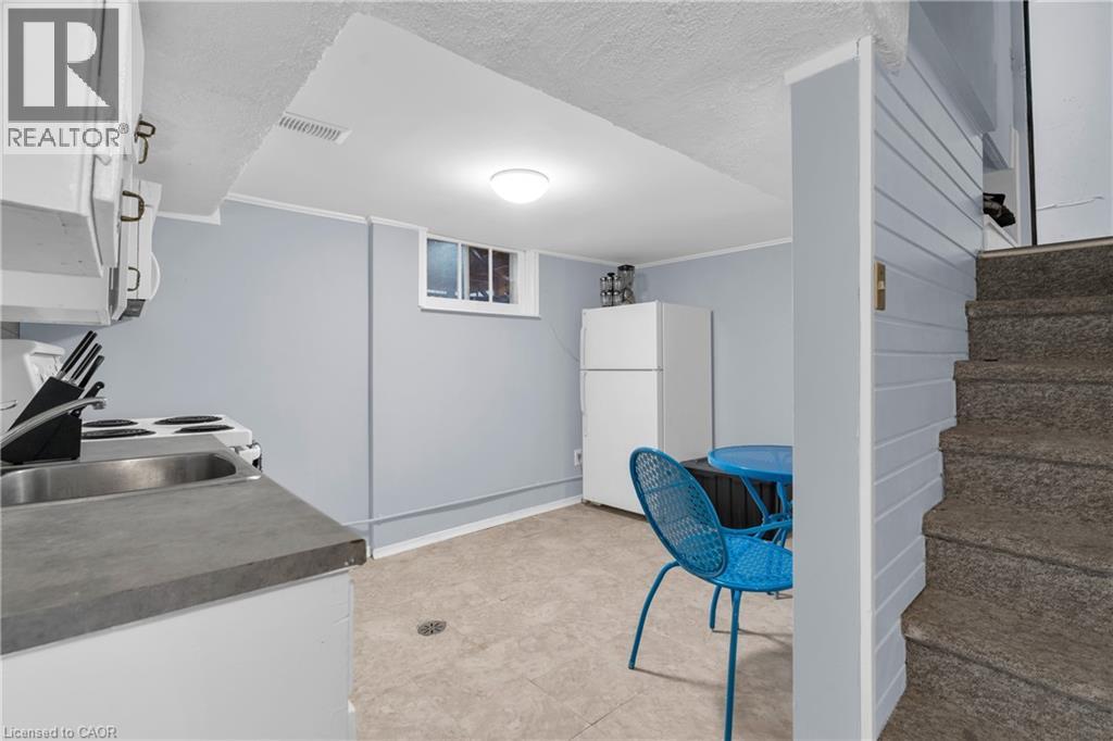 301 Franklin Street N Unit# C, Kitchener, Ontario  N2A 1Y9 - Photo 8 - 40789678