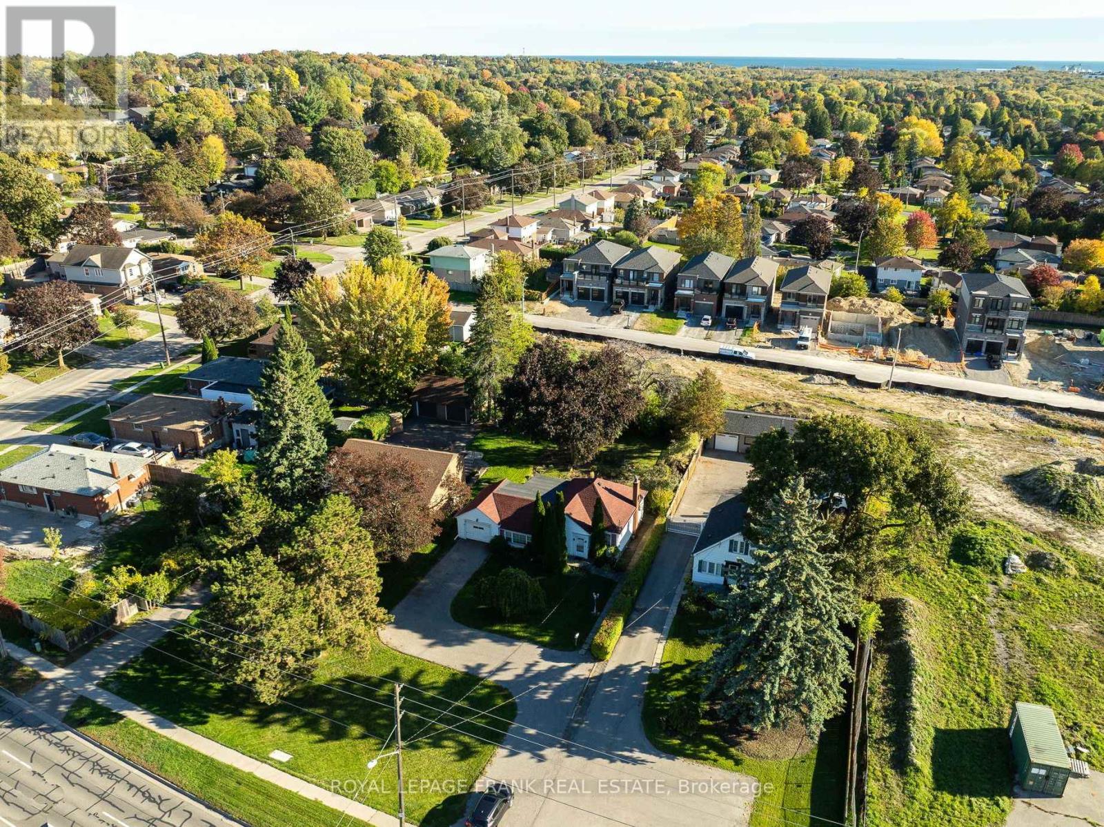 1033 King Street E, Oshawa, Ontario  L1H 1H4 - Photo 11 - E12564050