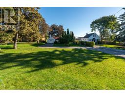 1033 KING STREET E, Oshawa, Ontario