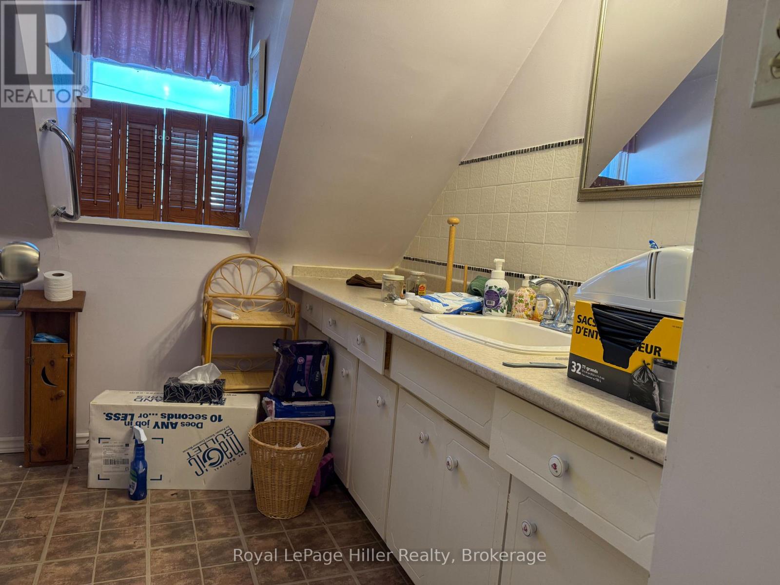 361 Nelson Street, Stratford, Ontario  N5A 2K7 - Photo 13 - X12564192