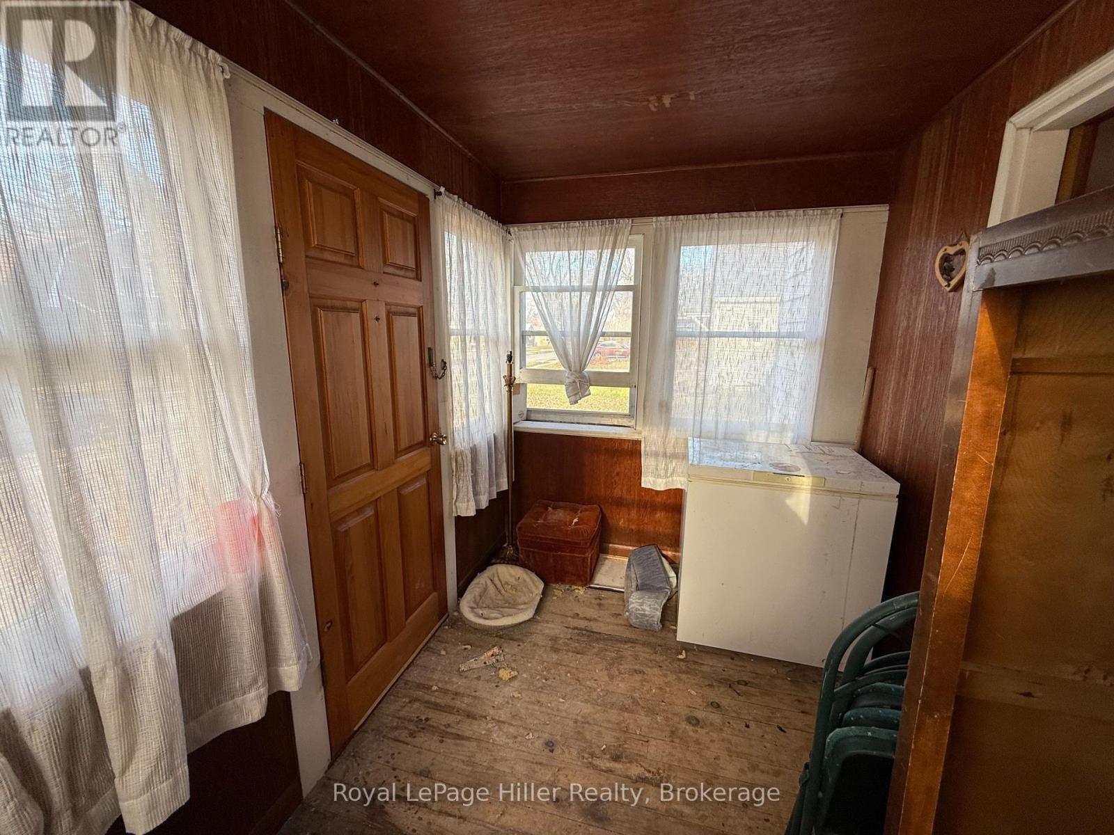 361 Nelson Street, Stratford, Ontario  N5A 2K7 - Photo 14 - X12564192