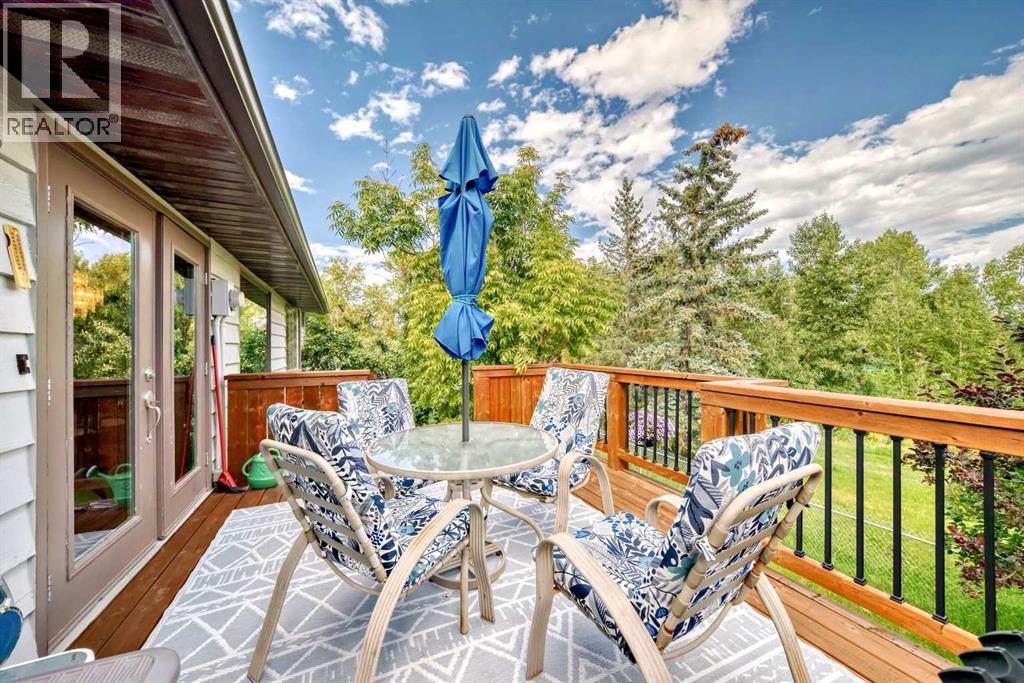 22 Glenhill Drive, Cochrane, Alberta  T4C 1G8 - Photo 2 - A2249567