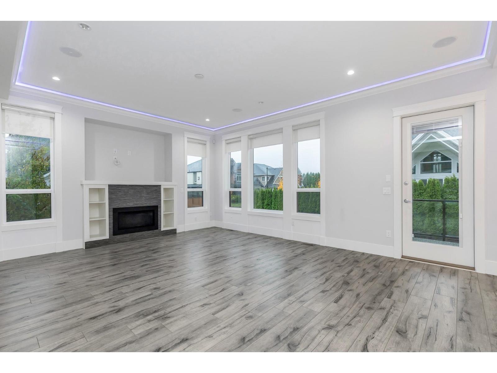 8379 Mctaggart Street, Mission, British Columbia  V2V 0G3 - Photo 16 - R3068442