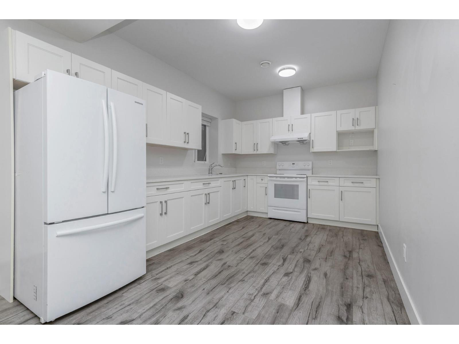 8379 Mctaggart Street, Mission, British Columbia  V2V 0G3 - Photo 30 - R3068442