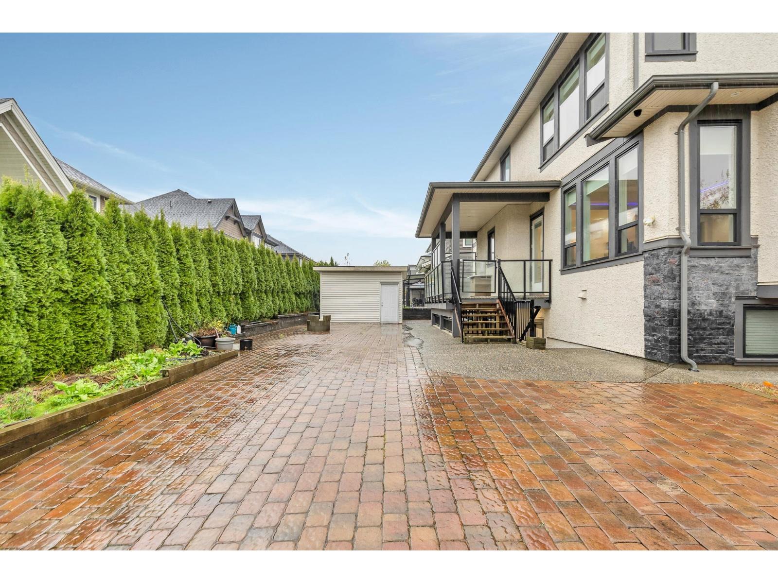 8379 Mctaggart Street, Mission, British Columbia  V2V 0G3 - Photo 38 - R3068442