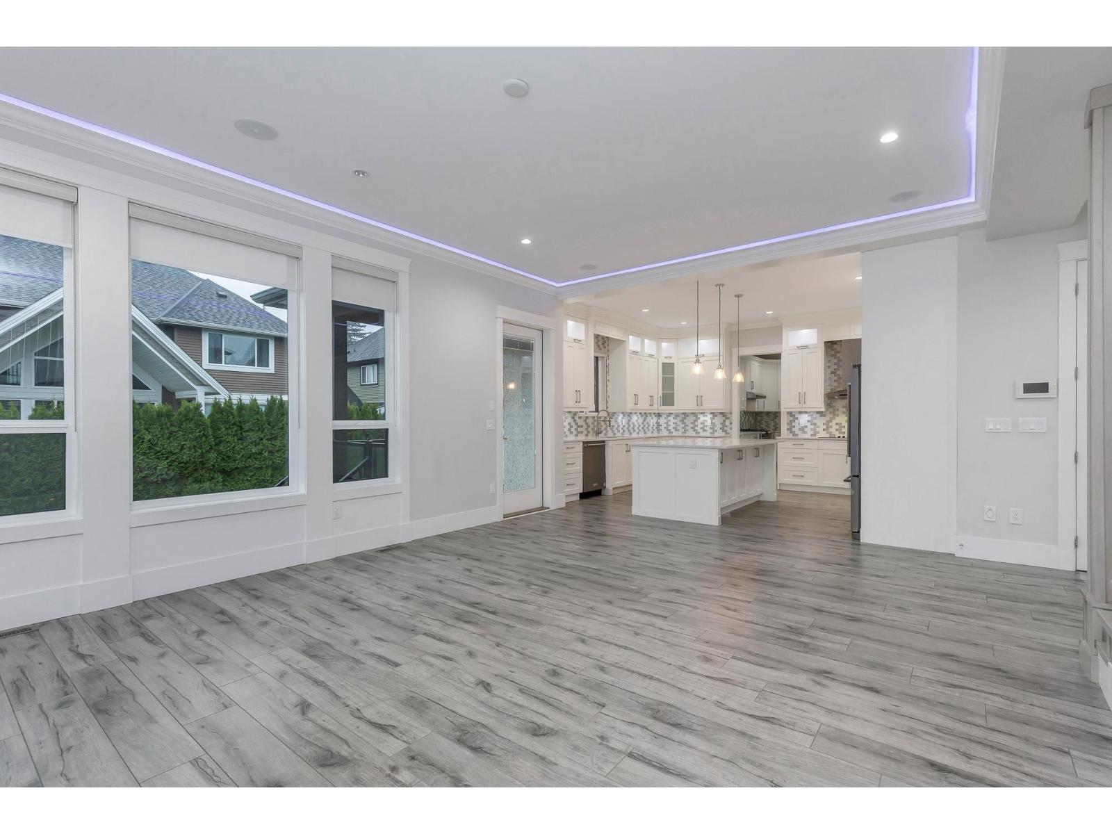 8379 Mctaggart Street, Mission, British Columbia  V2V 0G3 - Photo 19 - R3068442