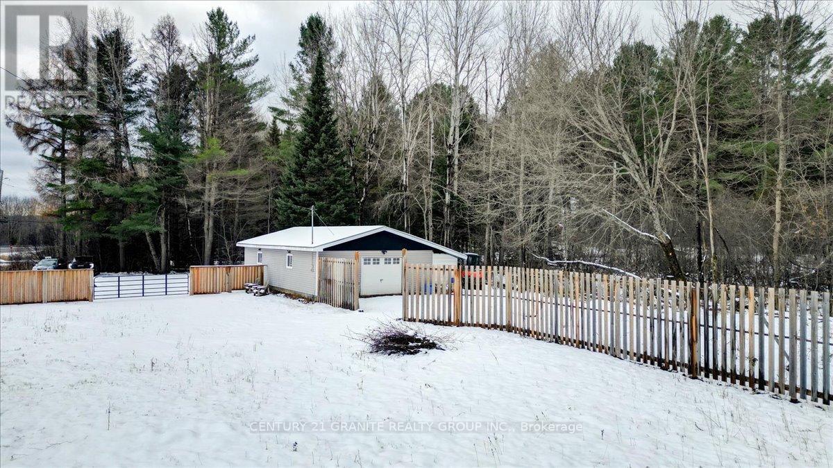 1725 Loop Road, Highlands East, Ontario  K0L 3C0 - Photo 11 - X12564112
