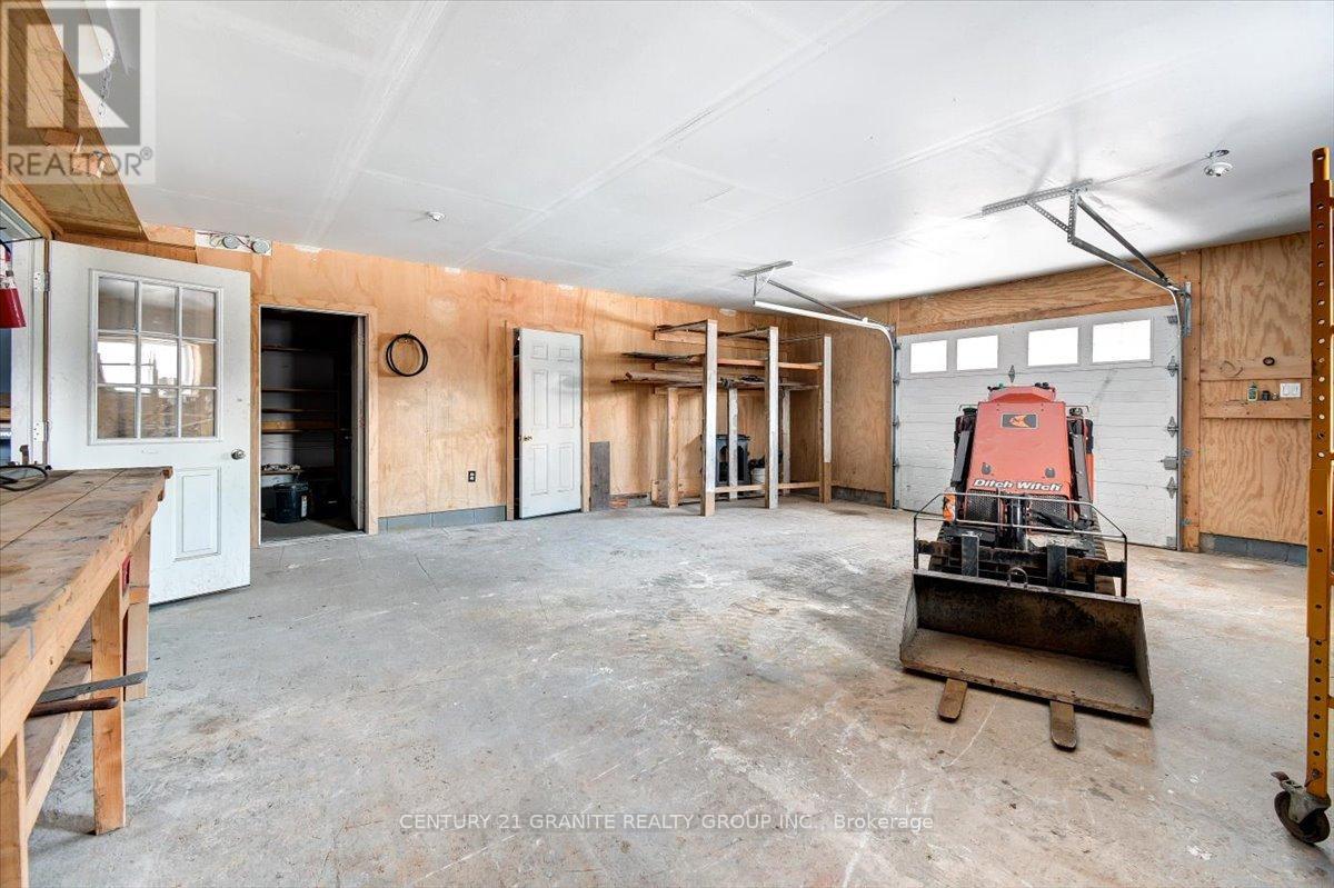 1725 Loop Road, Highlands East, Ontario  K0L 3C0 - Photo 5 - X12564112