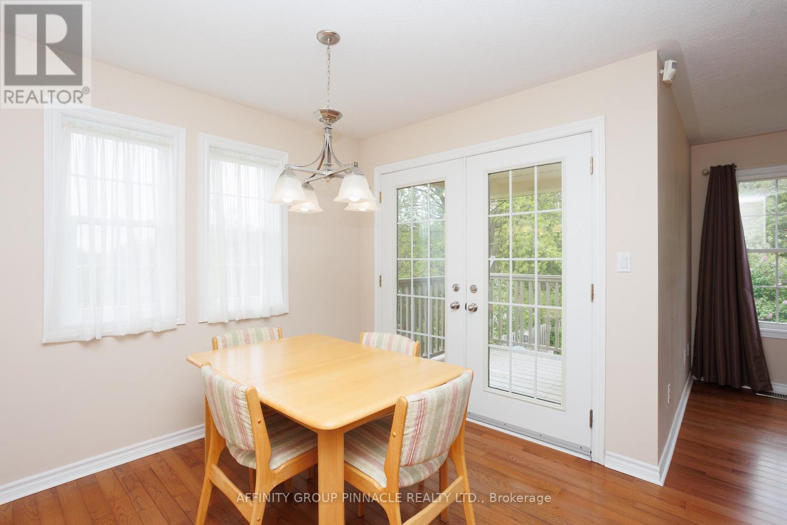 10 Champlain Boulevard, Kawartha Lakes, Ontario  K9V 0H9 - Photo 12 - X12564246