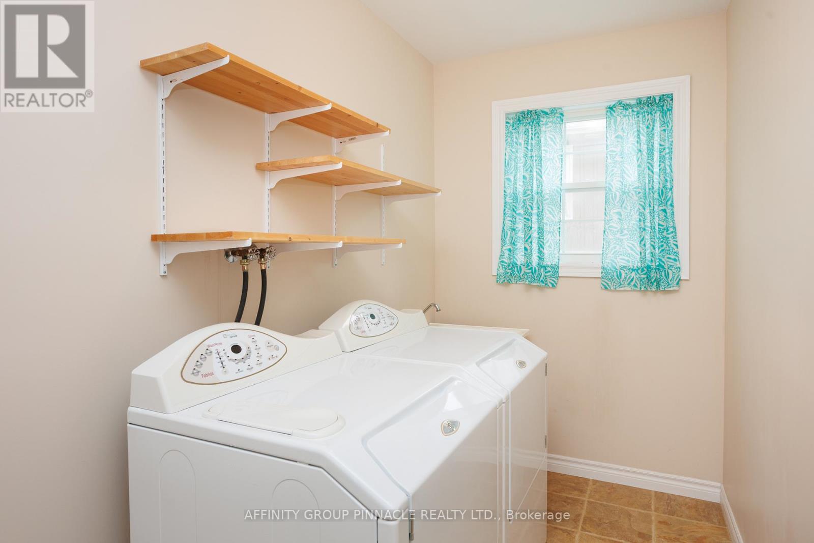 10 Champlain Boulevard, Kawartha Lakes, Ontario  K9V 0H9 - Photo 17 - X12564246