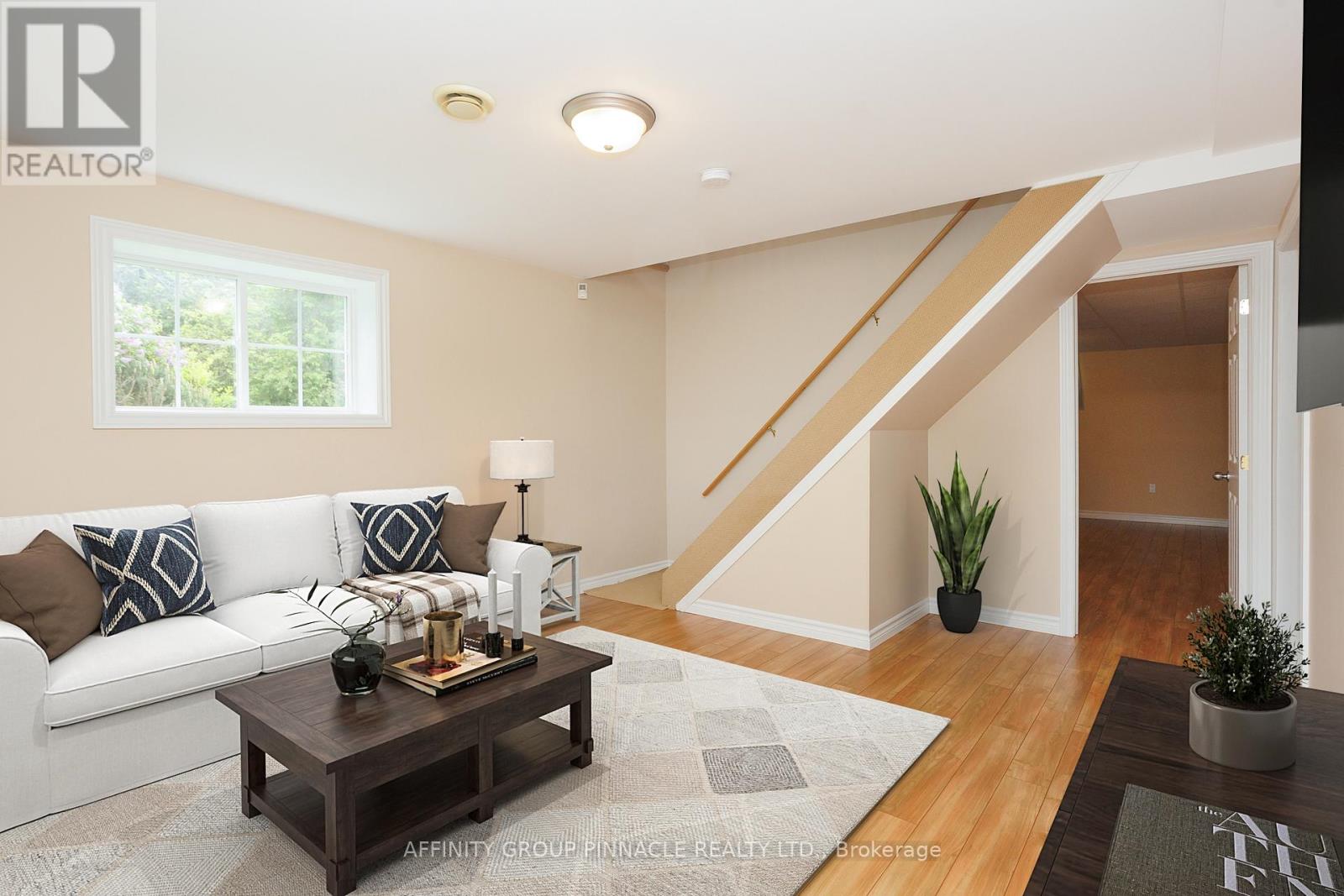 10 Champlain Boulevard, Kawartha Lakes, Ontario  K9V 0H9 - Photo 29 - X12564246