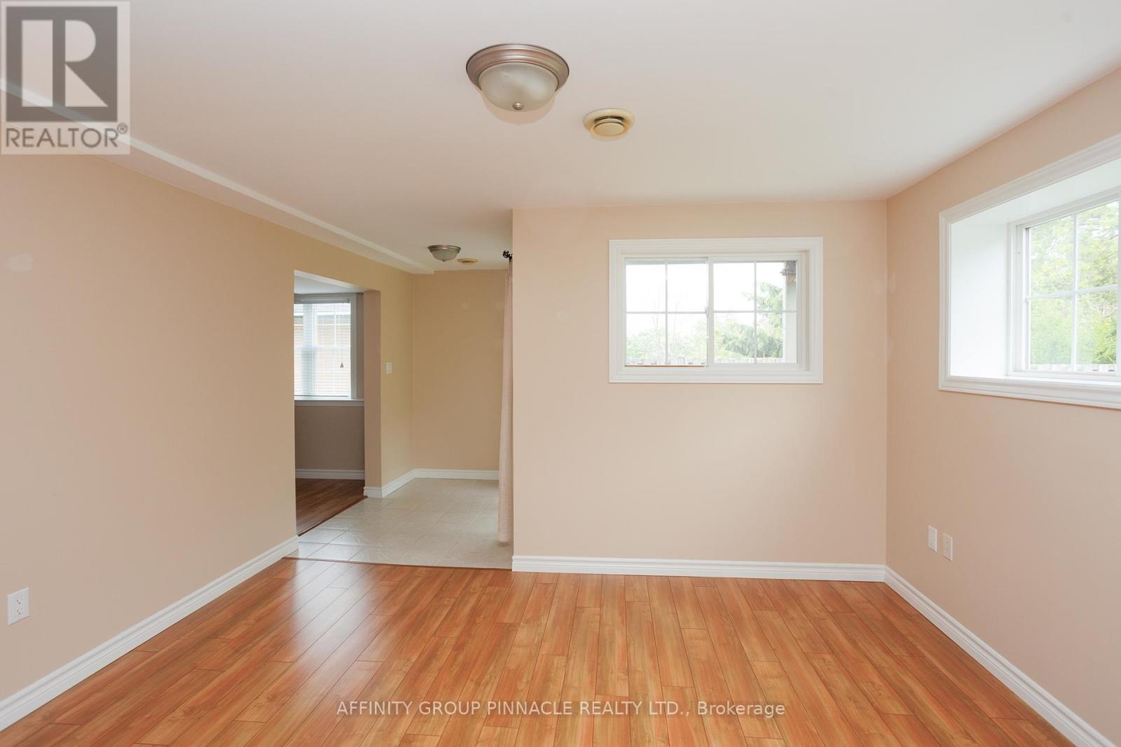 10 Champlain Boulevard, Kawartha Lakes, Ontario  K9V 0H9 - Photo 30 - X12564246