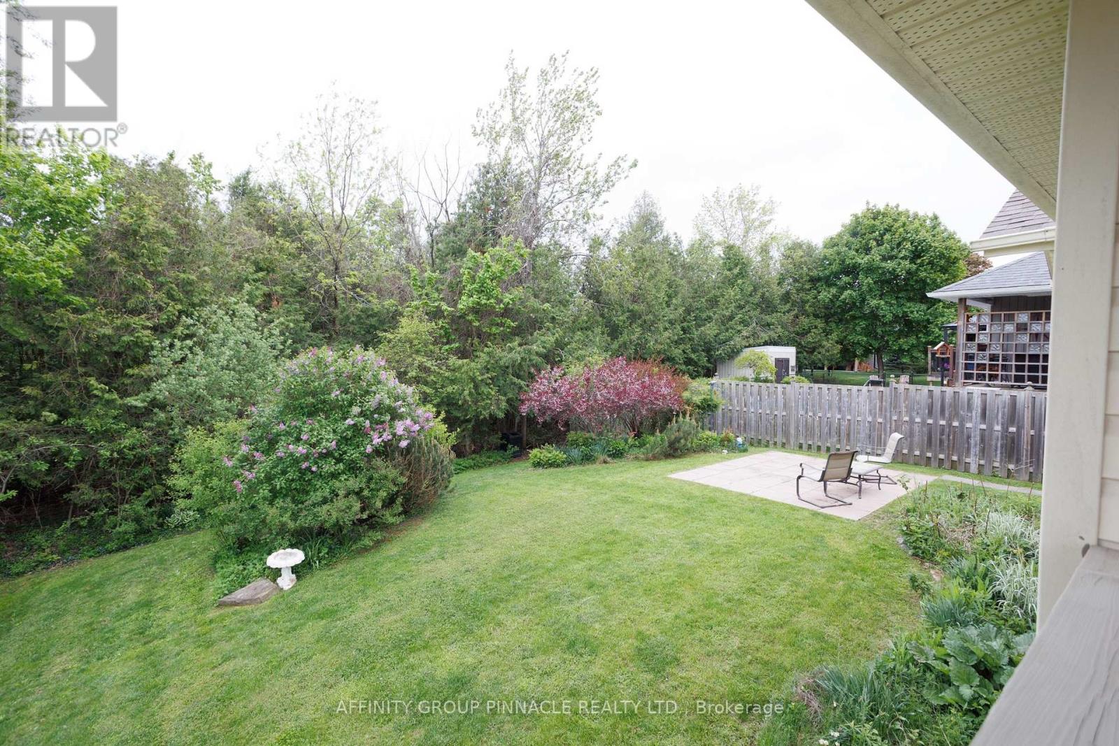 10 Champlain Boulevard, Kawartha Lakes, Ontario  K9V 0H9 - Photo 46 - X12564246