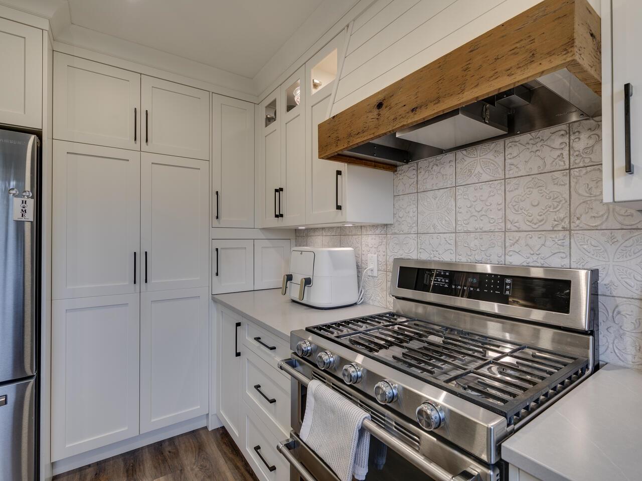 8060 Melburn Drive, Mission, British Columbia V2V 7B6 - Photo 21 - R3063417