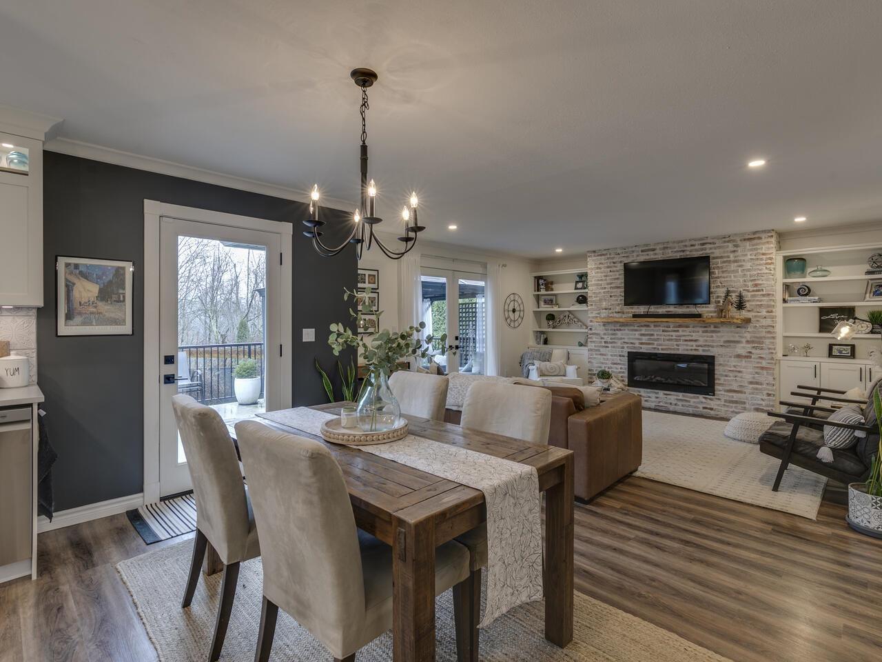 8060 Melburn Drive, Mission, British Columbia V2V 7B6 - Photo 14 - R3063417